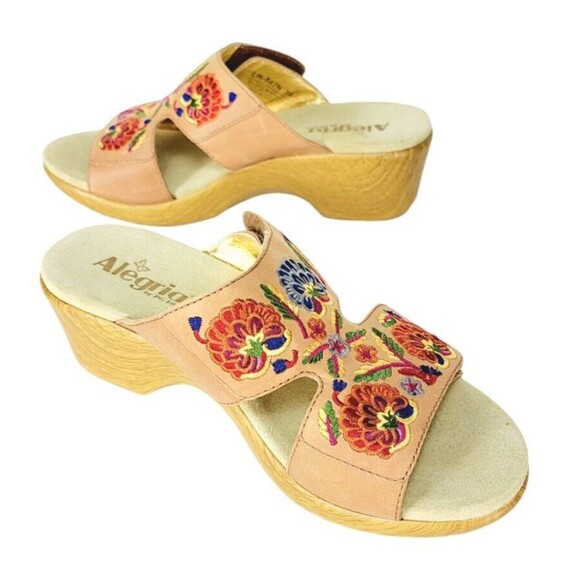 Alegria Linn Embroidered Slip-On Chunky Wedge Heel Clog Sandals Size EUR 39 US 9 - Picture 2 of 10